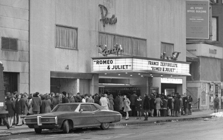 The Paris Theater: A loving tribute to a cinema survivor