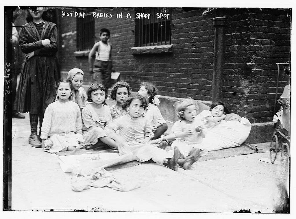 "Babies in a shady spot" Picture taken between 1910-1915