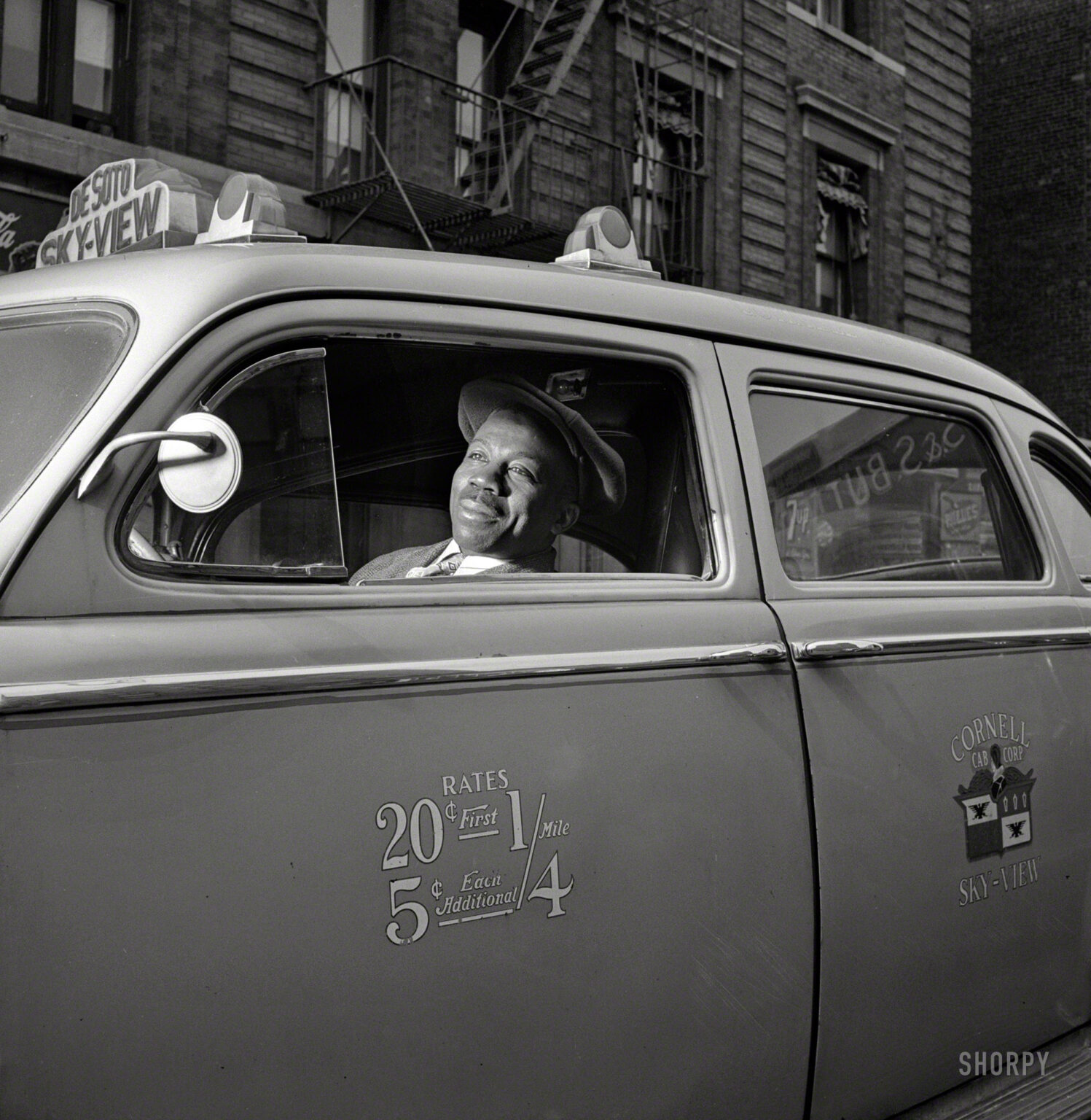 Taxi A History Of The New York Taxi Cab The Bowery Boys New York