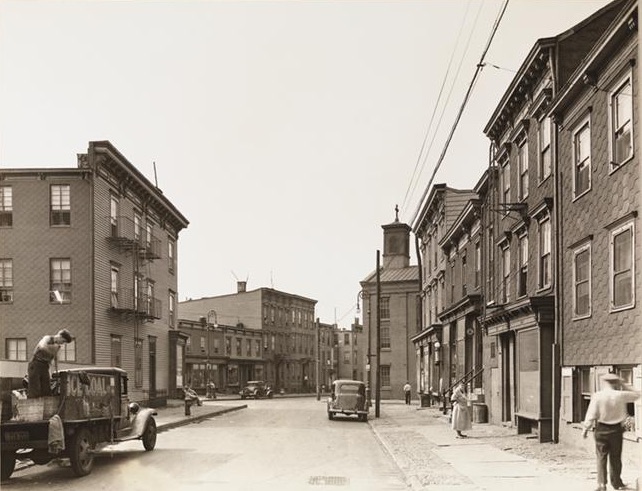 Photo by Berenice Abbott, courtesy NYPL