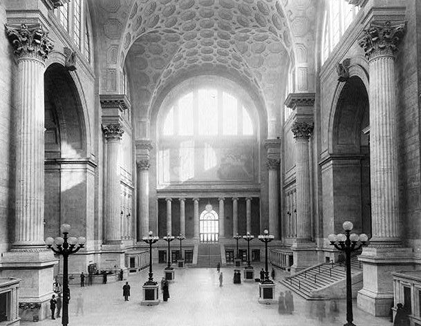 pennstation1911waitingroom