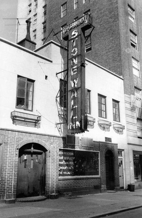 Stonewall_Inn_1969