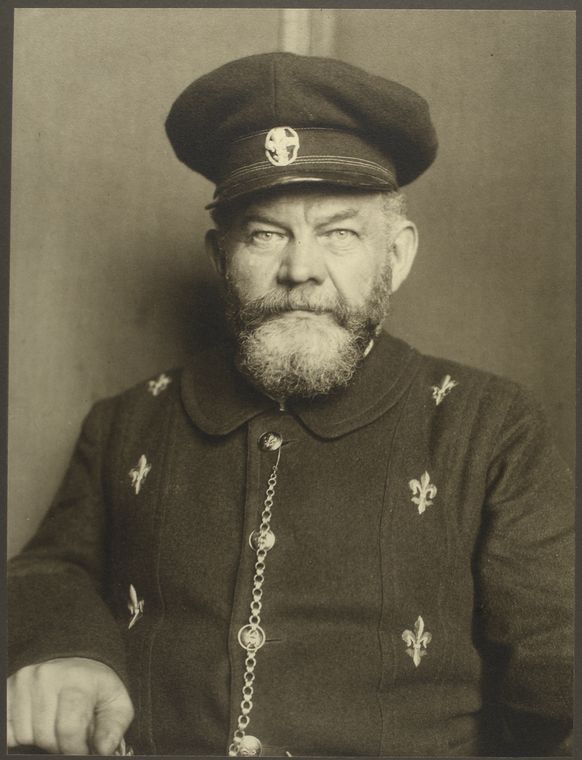 NYPL, 'Augustus F. Sherman: Ellis Island Portraits 1905-1920' (c1905) 