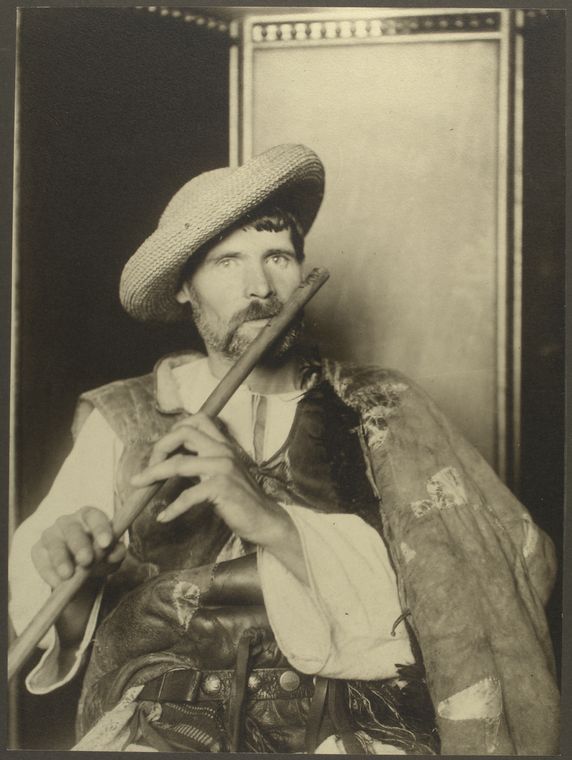 Sherman, Augustus F. (Augustus Francis) -- Photographer. [ca. 1906]