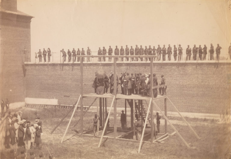 ‘Shooting Lincoln’: The Complicated Story Behind America’s First Wartime Photographs