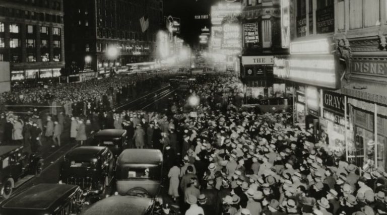 Bowery Boys Walking Tours takes the podcast to the streets
